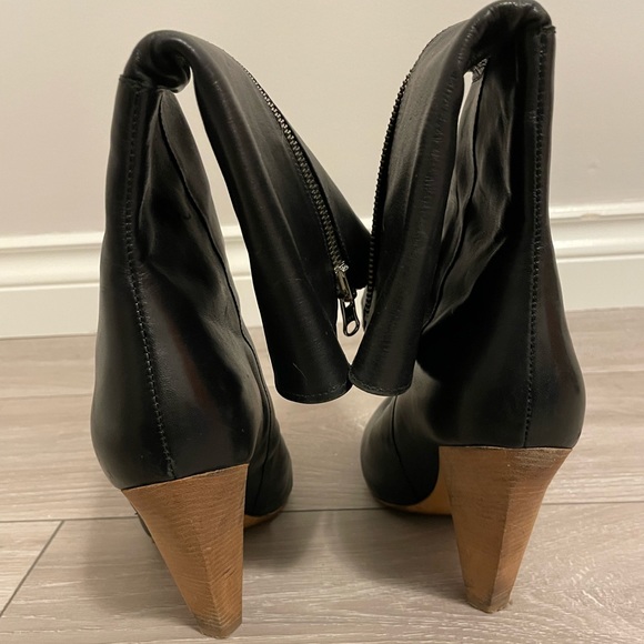 Belle by Sigerson Morrison Leather Boots - Picture 8 of 9